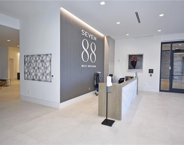 788 W Marietta St #1107 - Photo Thumbnail 26