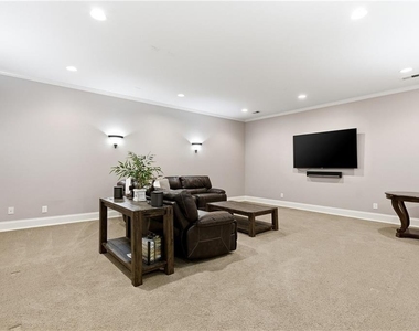 6335 Howell Cobb Court - Photo Thumbnail 31
