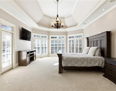 6335 Howell Cobb Court - Photo Thumbnail 18