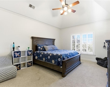6335 Howell Cobb Court - Photo Thumbnail 23
