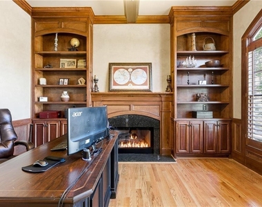 6335 Howell Cobb Court - Photo Thumbnail 5