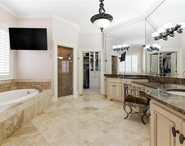 6335 Howell Cobb Court - Photo Thumbnail 20
