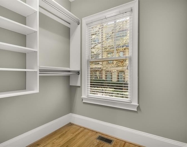 395 Laurent Street Nw - Photo Thumbnail 25