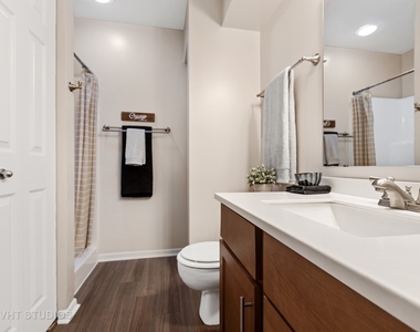 1617 Westminster Drive - Photo Thumbnail 46
