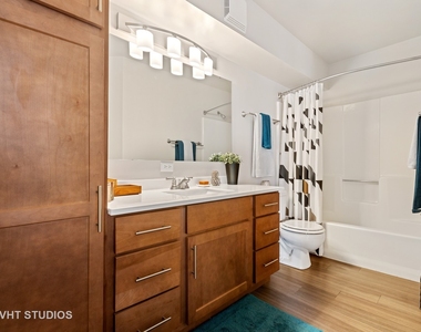 1627 Westminster Drive - Photo Thumbnail 44