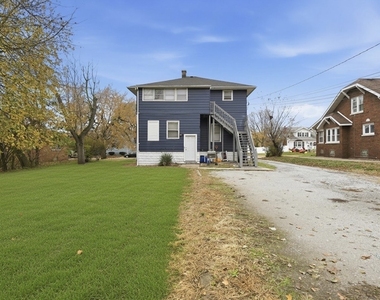 18335 Sherman Street - Photo Thumbnail 13