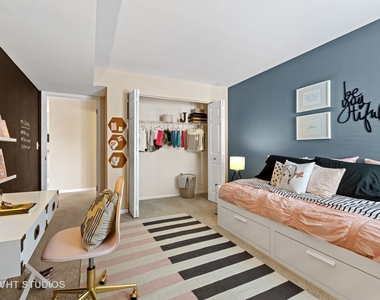 1541 Westminster Drive - Photo Thumbnail 41