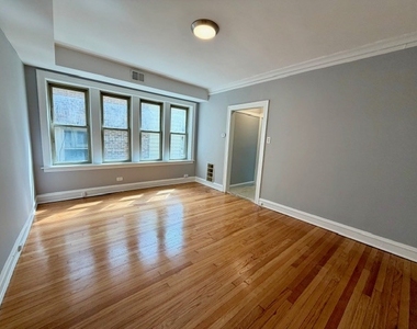 7932 S Kingston Avenue - Photo Thumbnail 2