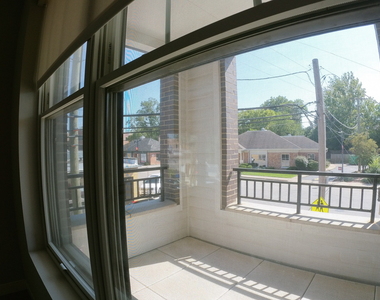 229 Park Avenue - Photo Thumbnail 2