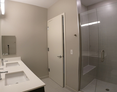229 Park Avenue - Photo Thumbnail 11