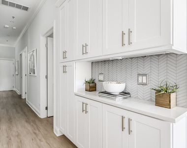 7652 Madison Street - Photo Thumbnail 7