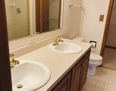 2598 Hillsboro Boulevard - Photo Thumbnail 11