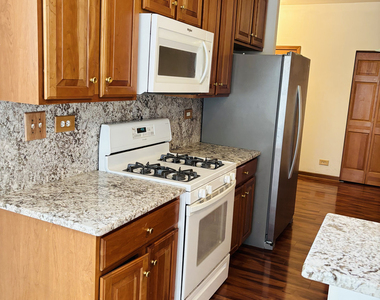 2598 Hillsboro Boulevard - Photo Thumbnail 5