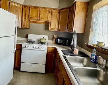 76 Washington Street - Photo Thumbnail 7