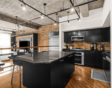 1830 Ridge Avenue - Photo Thumbnail 6