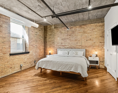 1830 Ridge Avenue - Photo Thumbnail 8