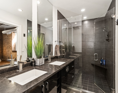 1830 Ridge Avenue - Photo Thumbnail 11