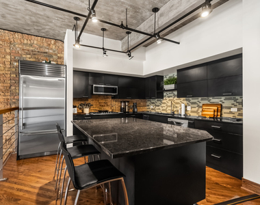 1830 Ridge Avenue - Photo Thumbnail 5