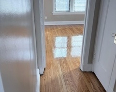 7363 S Coles Avenue - Photo Thumbnail 5