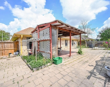 14431 Royal Hill Drive - Photo Thumbnail 26