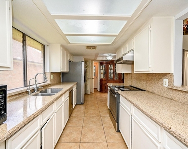 14431 Royal Hill Drive - Photo Thumbnail 9