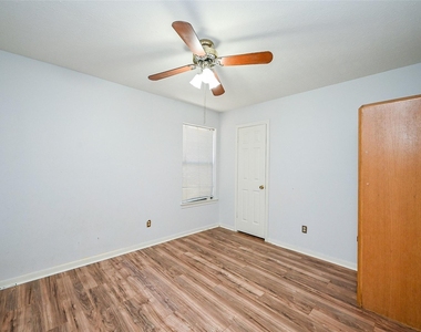 14431 Royal Hill Drive - Photo Thumbnail 18
