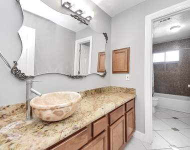 18315 Brenwood Menor Drive - Photo Thumbnail 29