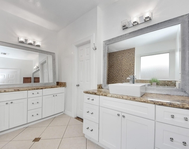 18315 Brenwood Menor Drive - Photo Thumbnail 25