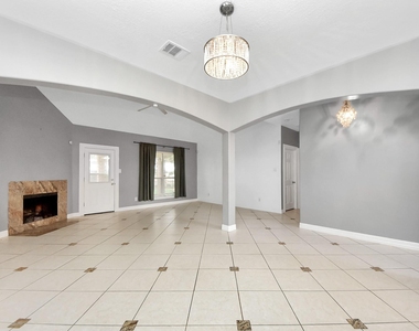 18315 Brenwood Menor Drive - Photo Thumbnail 10