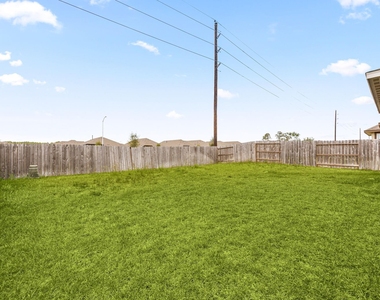 2226 Royal Ann Way - Photo Thumbnail 33