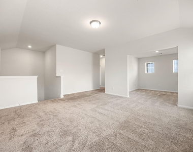 2226 Royal Ann Way - Photo Thumbnail 20