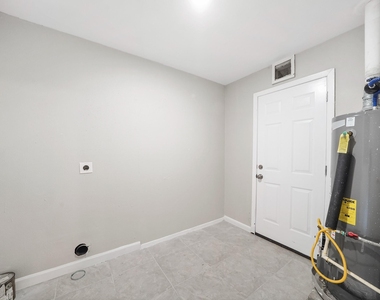 9347 Clearway Drive - Photo Thumbnail 14