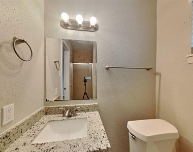 3419 Shadowcrest Lane - Photo Thumbnail 10
