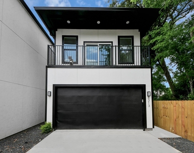 8313 Venus Street - Photo Thumbnail 1