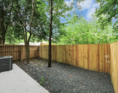 8313 Venus Street - Photo Thumbnail 31