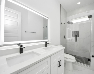 8313 Venus Street - Photo Thumbnail 27