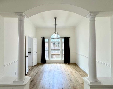 7510 Golden Thistle Lane - Photo Thumbnail 1