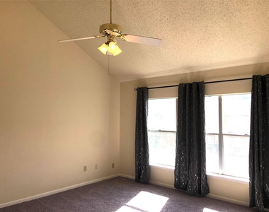 4819 Sunshine Drive - Photo Thumbnail 17