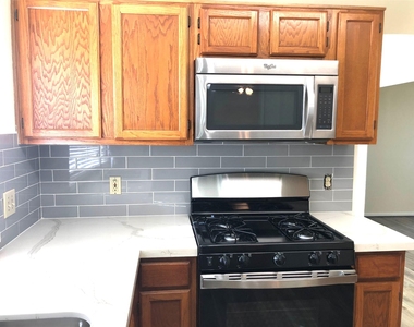 4819 Sunshine Drive - Photo Thumbnail 12