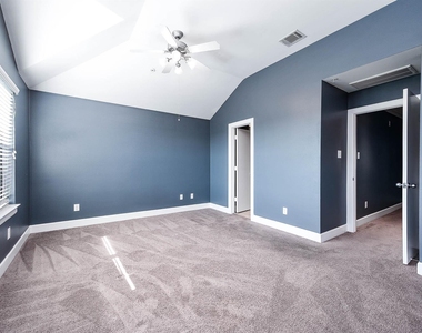7650 Springhill Street - Photo Thumbnail 16