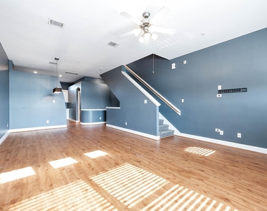 7650 Springhill Street - Photo Thumbnail 6
