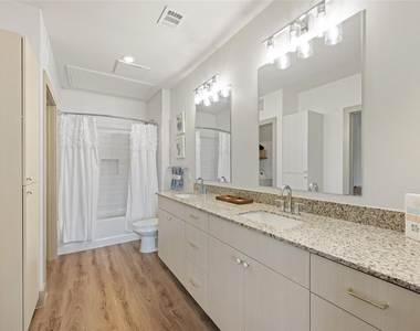 18210 Park Row - Photo Thumbnail 8