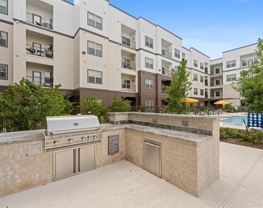 18210 Park Row - Photo Thumbnail 1