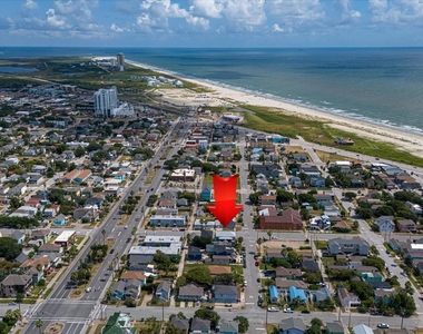 1017 11th Street - Photo Thumbnail 22