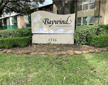 1516 Bay Area Boulevard - Photo Thumbnail 8