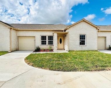 9508 Quaker Court - Photo Thumbnail 2