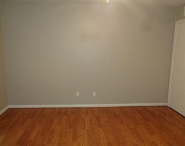 2225 Mimosa Drive - Photo Thumbnail 22