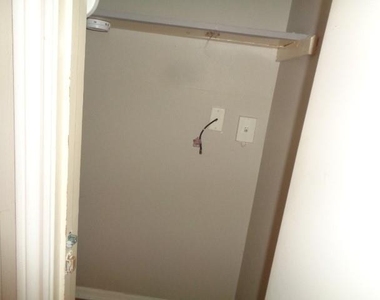 2225 Mimosa Drive - Photo Thumbnail 5