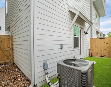 3905 Pinemont Drive - Photo Thumbnail 31