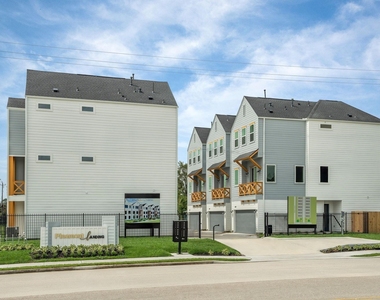 3905 Pinemont Drive - Photo Thumbnail 1